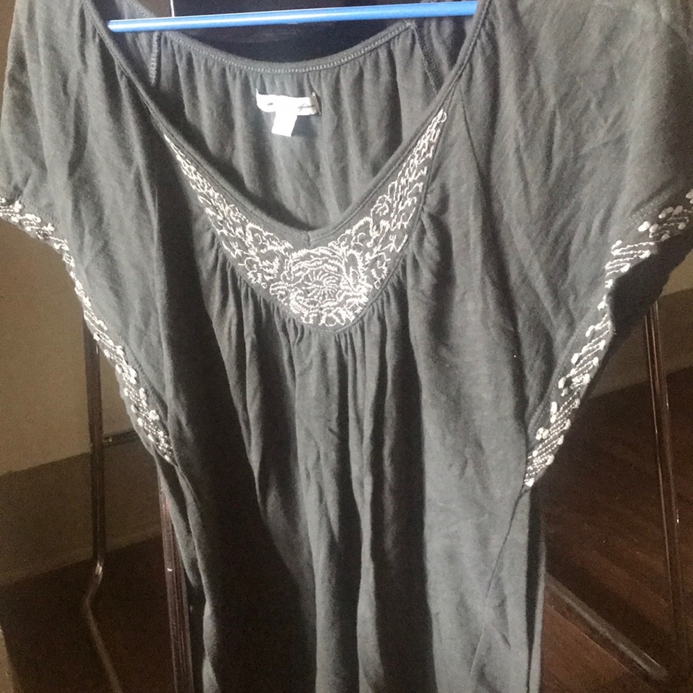 Short-sleeve top
